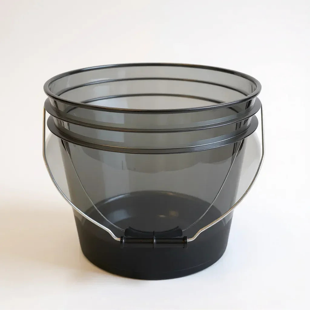 Kiezlack Heavy Duty Detailing Bucket – Schwarz Transparenter Wascheimer 13 L
